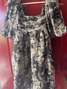 Black and Cream Floral Midi Dress - Women's Elegant Puff Sleeve